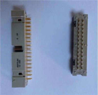 2,54 mm žingsnio dėžutės antraštė Pridėti korpusą